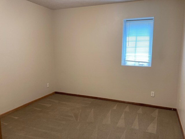 Building Photo - 1705 University Dr