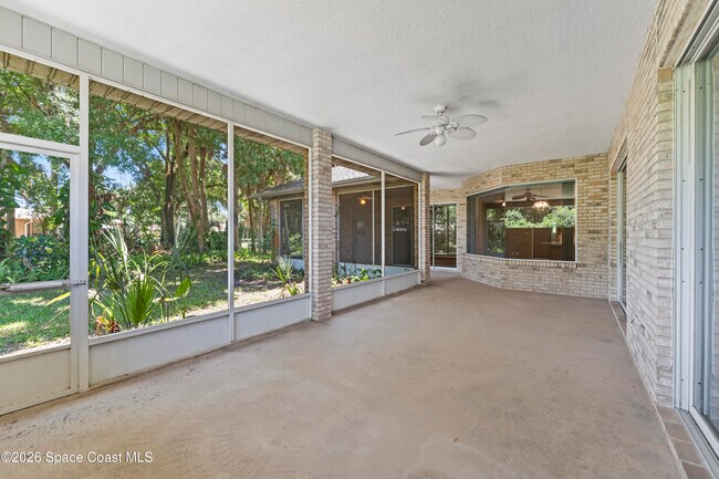 Building Photo - 7922 Timberlake Dr