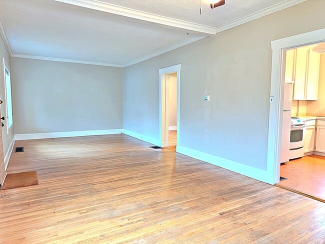 Building Photo - 4631 SE Clinton St