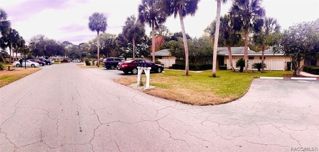 Building Photo - 11449 W Bayshore Dr