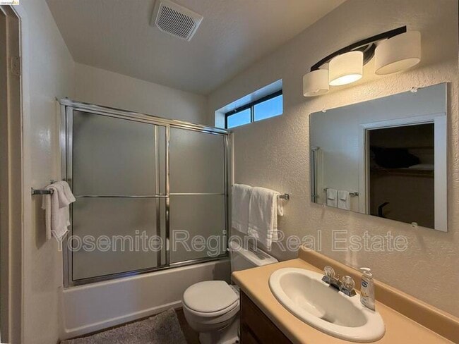 Building Photo - 20790 Ferretti Rd