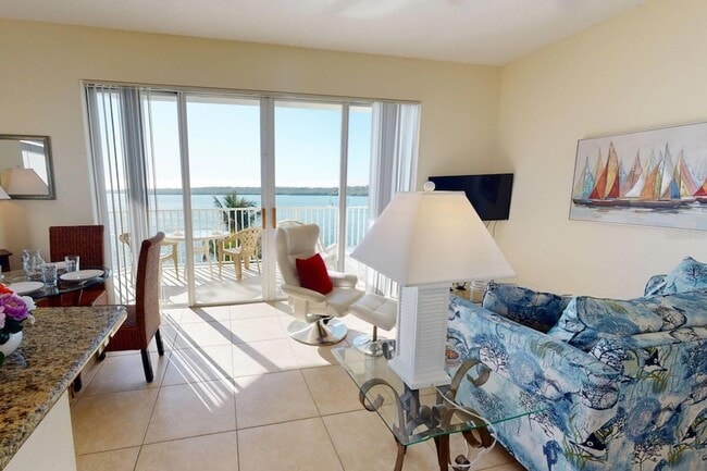 Building Photo - 8800 Bay Pines Blvd