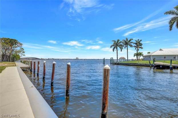 Building Photo - 1766 Cape Coral Pkwy E