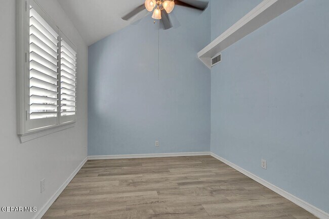 Building Photo - 1049 Desierto Luna St