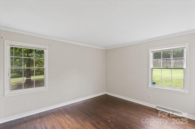 Building Photo - 4703 Fairheath Rd