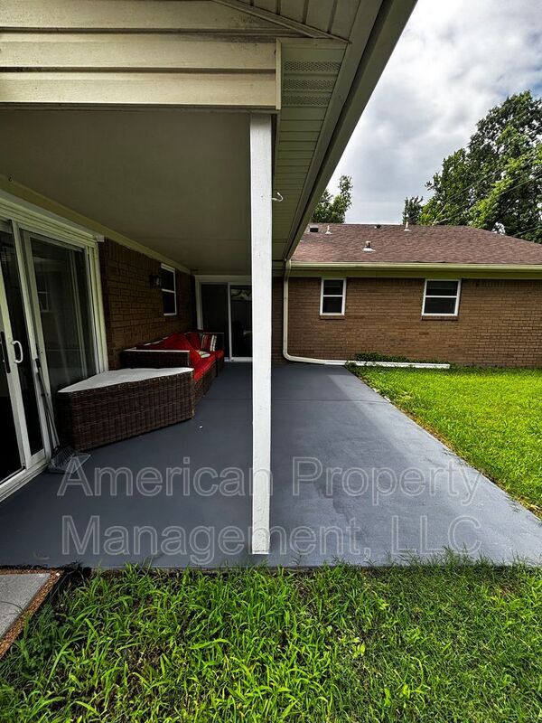 Building Photo - 5228 S 75th E Ave
