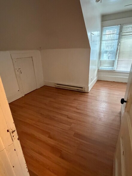 Building Photo - 14 Steuben St