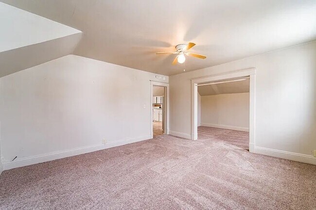 Building Photo - 629/631 Park Avenue