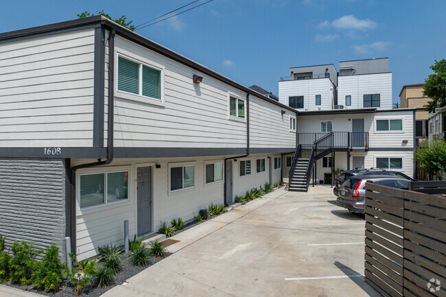 1608 Welch St - Welch 14