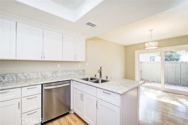 Building Photo - 33 Wild Horse Loop