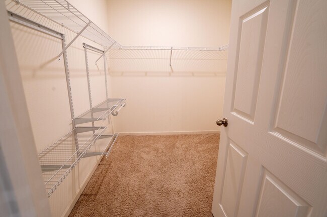 Building Photo - 1401 SE Portillo Rd