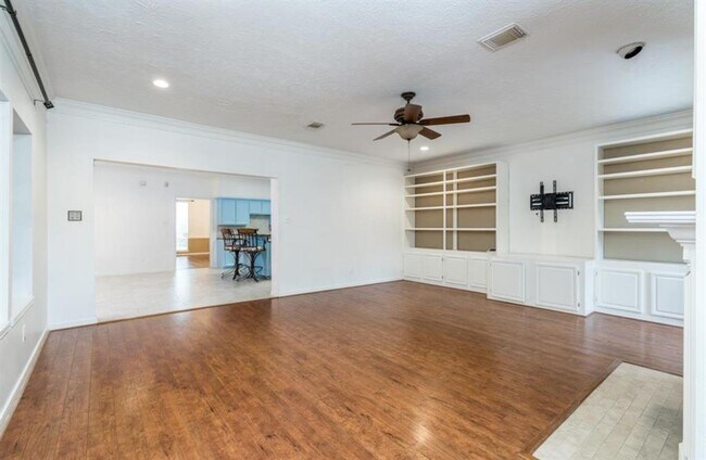 Building Photo - 14207 Vista Mar Ln