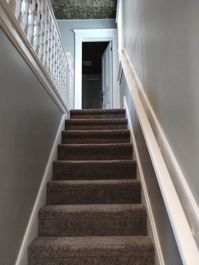 Building Photo - 2647 White St