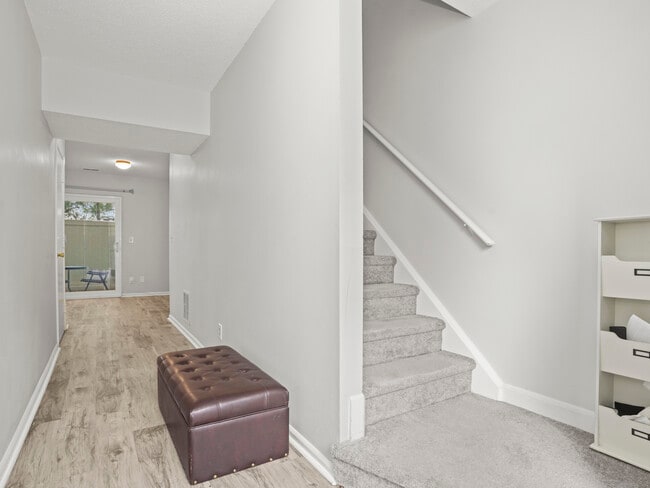 Building Photo - 1611 Washington Blvd