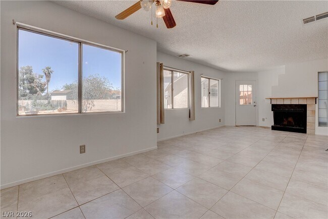 Building Photo - 5519 Myron Cir