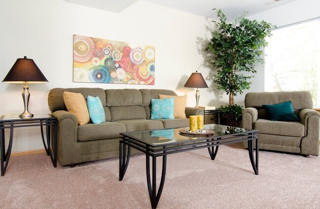 Interior Photo - Oakbrook Manor Apartments (Oakbrook Manor ...