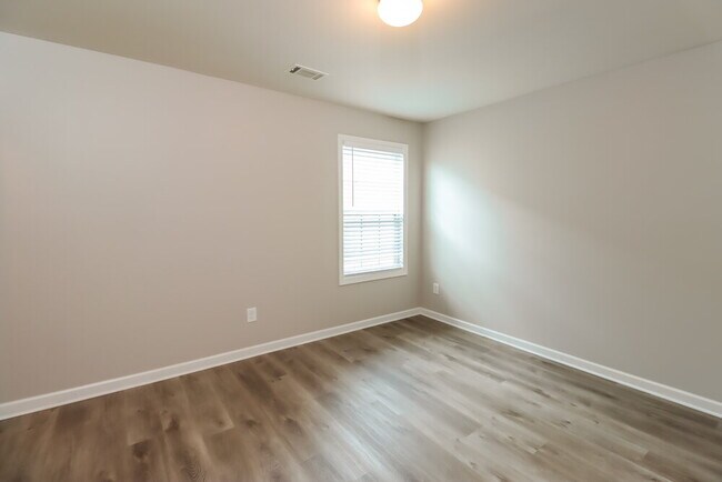 Building Photo - 241 Swem Ct