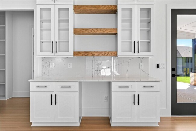 Building Photo - 150 Rocky Rdg Wy