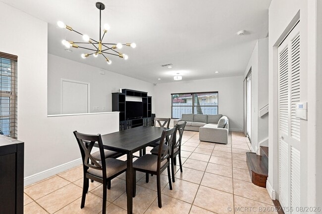 Building Photo - 1115 SW 180th Terrace