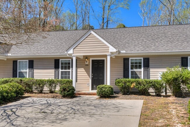 Building Photo - 1206 Bison Way