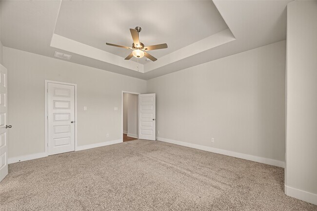 Building Photo - 13412 Sun Cay Drive