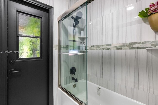 Building Photo - 10366 NW 15th St