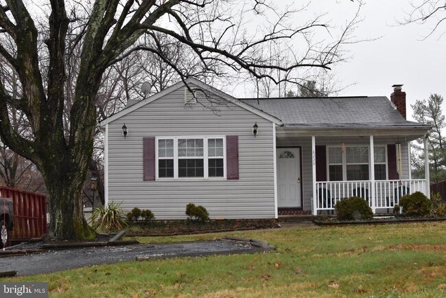 Building Photo - 8220 Savage Guilford Rd