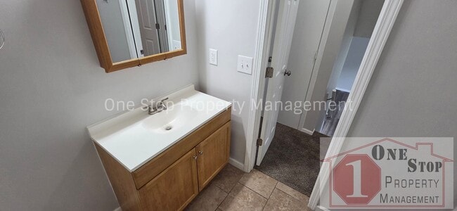 Building Photo - Beautiful 3 Bedroom 1 Bathroom in Independence!