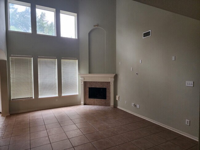 Building Photo - 5518 Morgan Park Ln