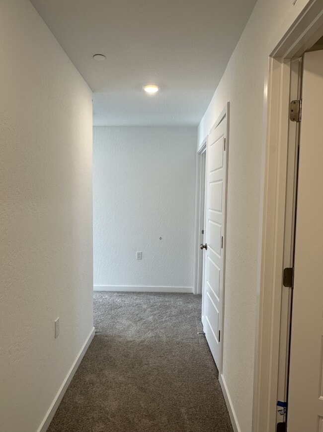 Building Photo - 4417 Hampton Wy