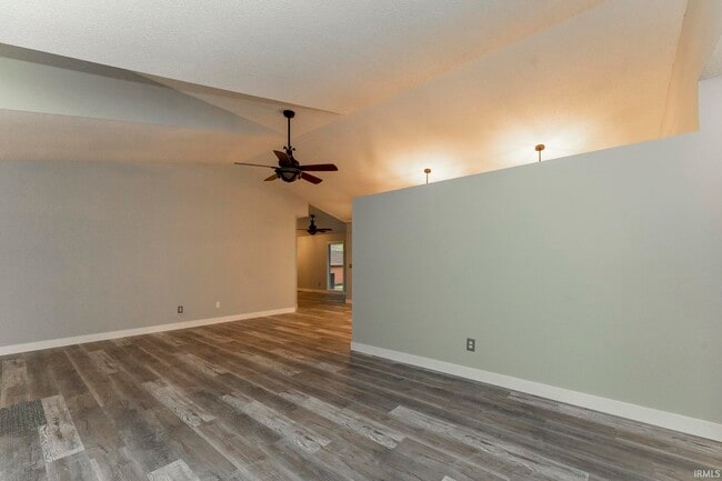 Building Photo - 5744 Spring Corner Rd