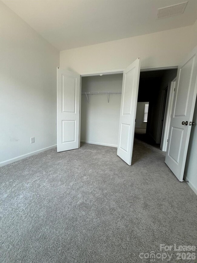 Building Photo - 2143 Hawksworth Ln