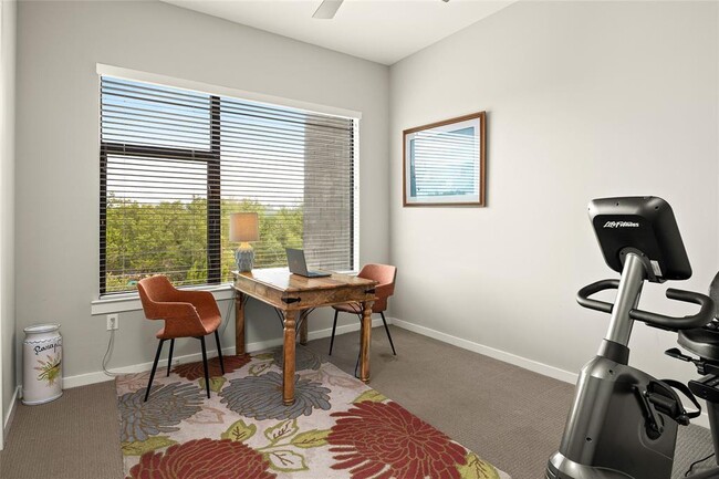 Building Photo - 5921 Hiline Rd