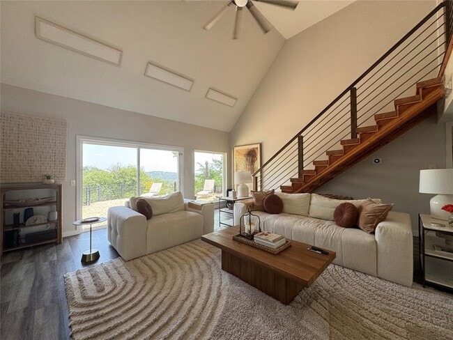 Building Photo - 2318 Matador Cir