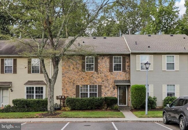 Building Photo - 329 Gwynedd Ct