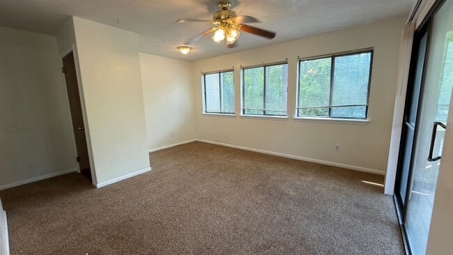 Building Photo - 1315 Airport Dr