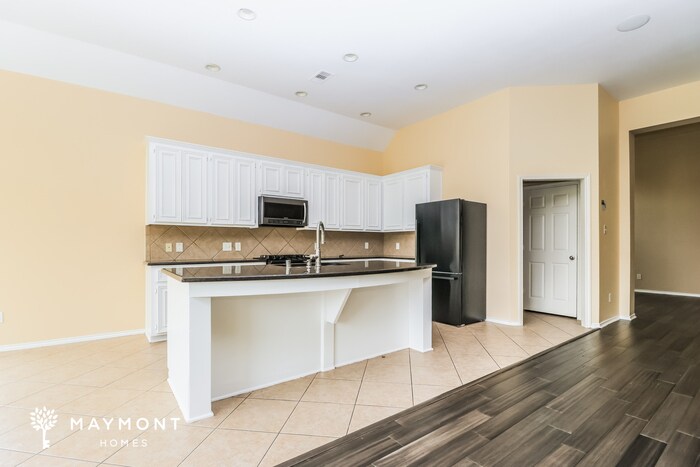 Building Photo - 13043 Golden Water Ct