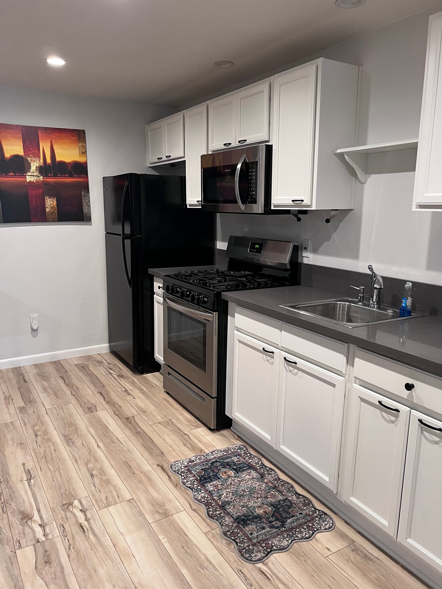 Building Photo - 10757 Aqua Vista St