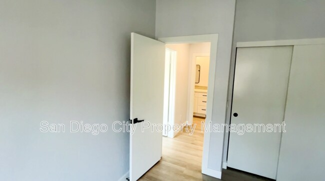 Building Photo - 4022 Mahaila Ave