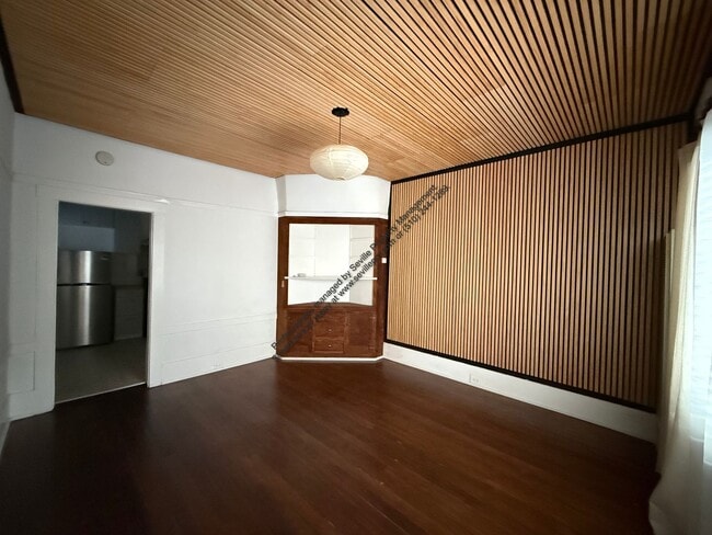 Building Photo - 18th and Filbert St