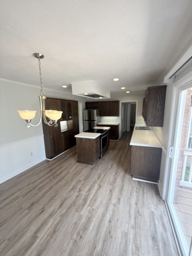 Building Photo - 1303 SC-90