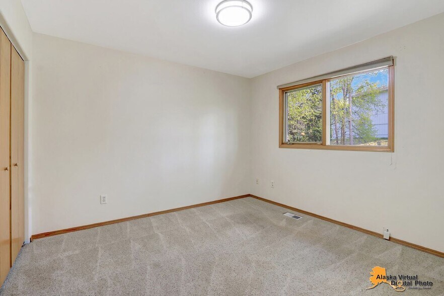 Building Photo - 6541 Bridget Cir