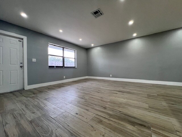 Building Photo - 5415 NW 22nd St