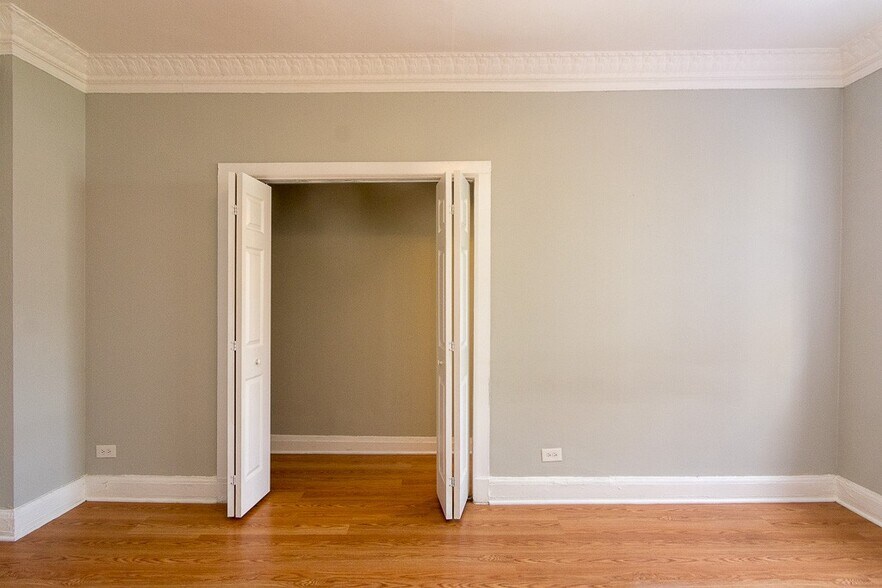 Building Photo - 3824 N Fremont