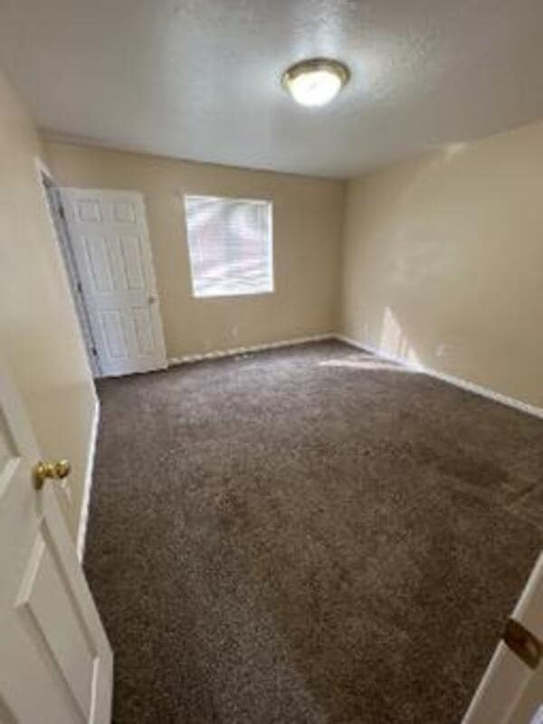 Building Photo - 545 W 350 N