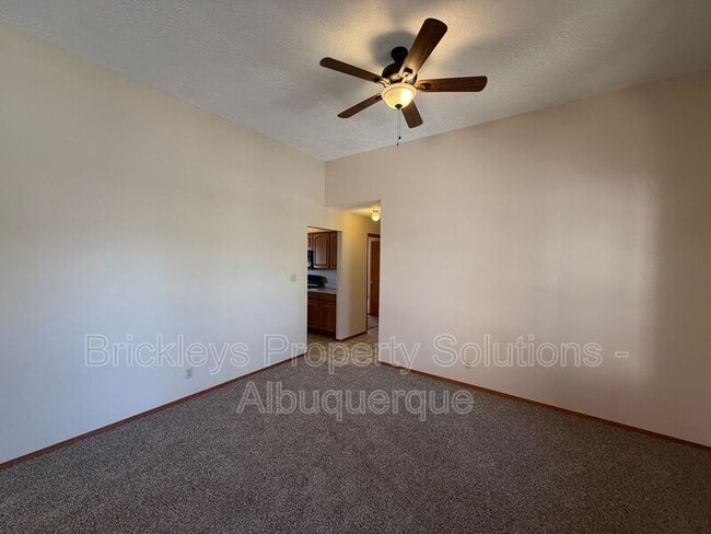Building Photo - 7281 Spruce Mountain Loop NE