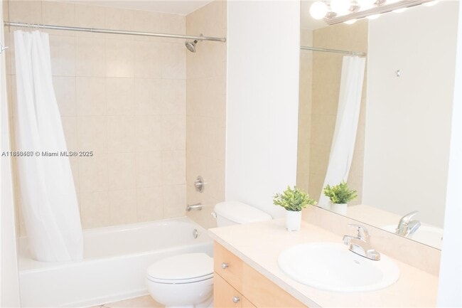 Building Photo - 2630 SW 28th St