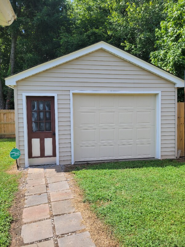 Building Photo - 229 Frank Dr