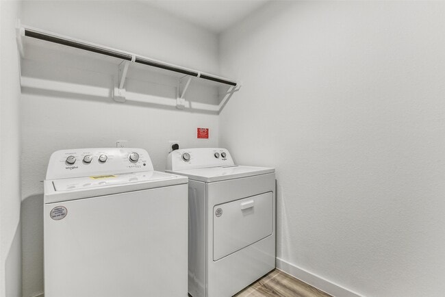 Building Photo - 3028 Crown Gate Dr