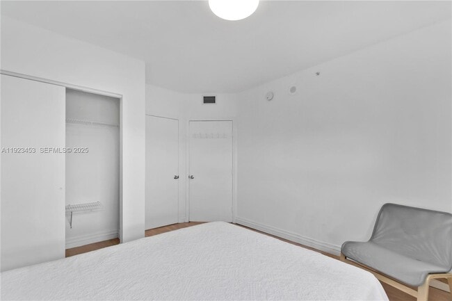 Building Photo - 1330 West Ave